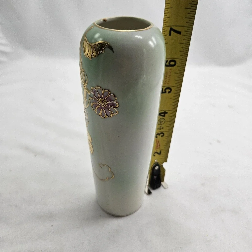 Vintage Porcelain‎ Ucagco Flower Vase with Gold Embosment country chic pink